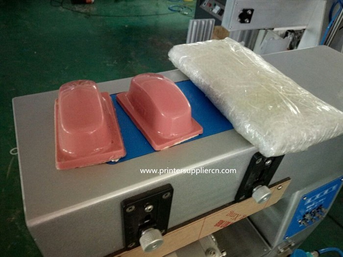 Pneumatic Rotary 4 Color Pad Printer Open Tray